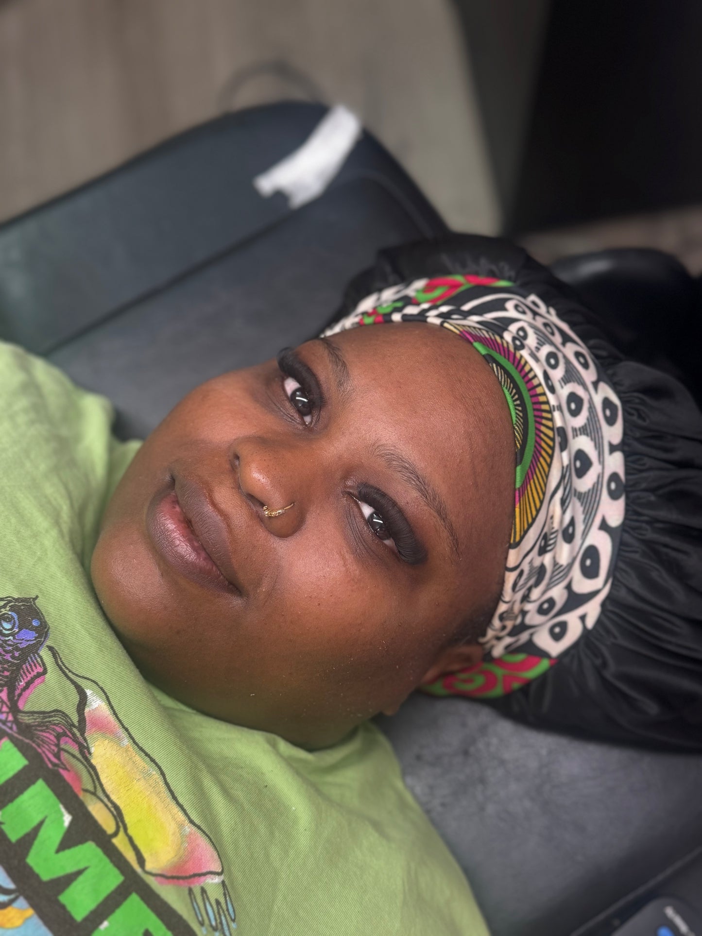 Refill- Russian Volume Eyelash Extensions -(1Hr 30Min)