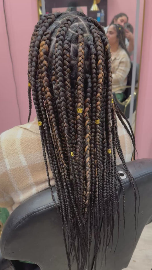 Large Knotless Braids