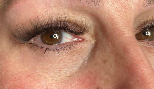 Hybrid Eyelash Extensions